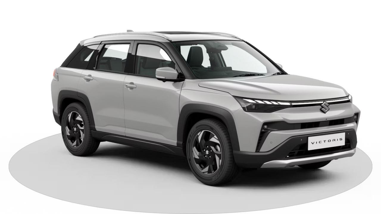 Drive your Pearl Artic White Maruti VICTORIS home from Indus Motors 